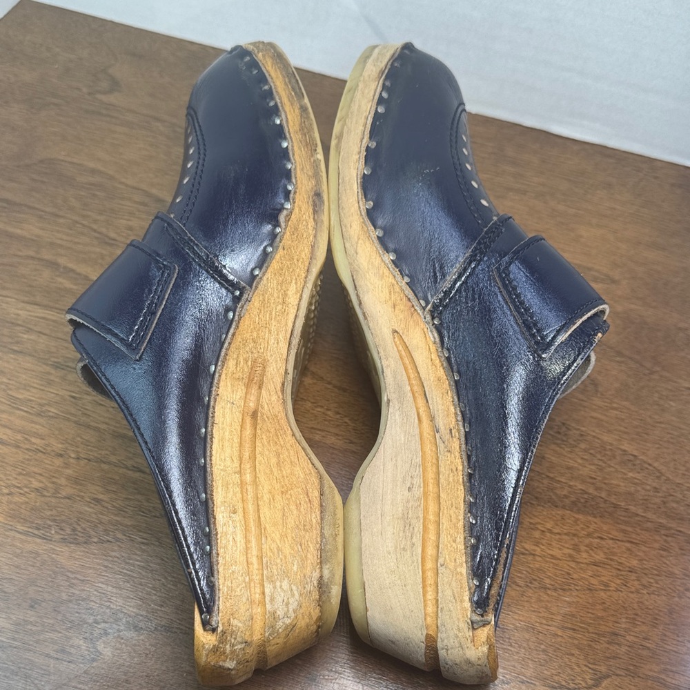 Vintage 70s Womens Bastad Toffeln Wooden Navy Blue Leather Buckle Clogs, sz 38 - Picture 8 of 14